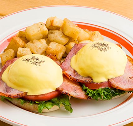 BLT（ベーコン、レタス、トマト）